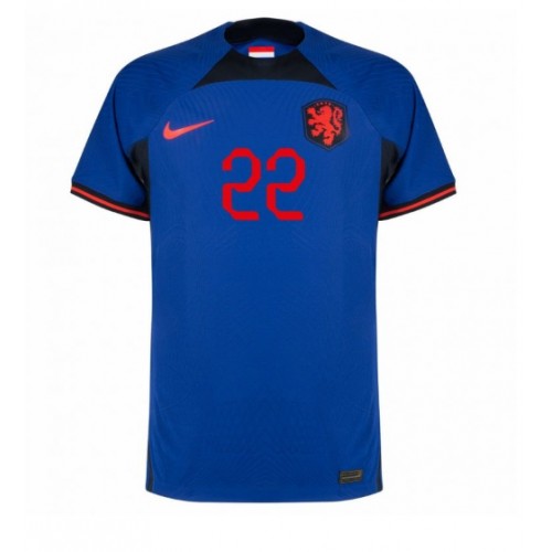 Maillot de foot Pays-Bas Denzel Dumfries #22 Extérieur Monde 2022 Manches Courte